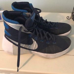 Nike hyberdunk basketball sneakers